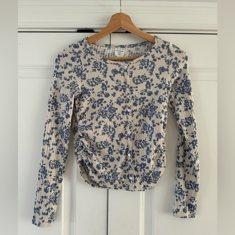 Abercrombie Kids long sleeve blue and cream top
